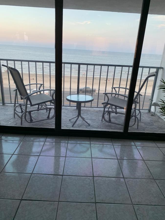 Amazing And Spectacular Ocean And Beach Views In Галвестън Екстериор снимка